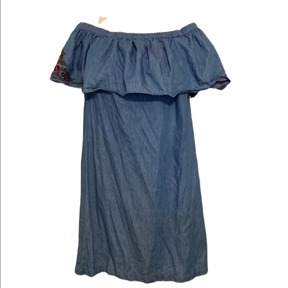 SUGAR LIPS off shoulder chambray embroidered dress - Picture 3 of 9